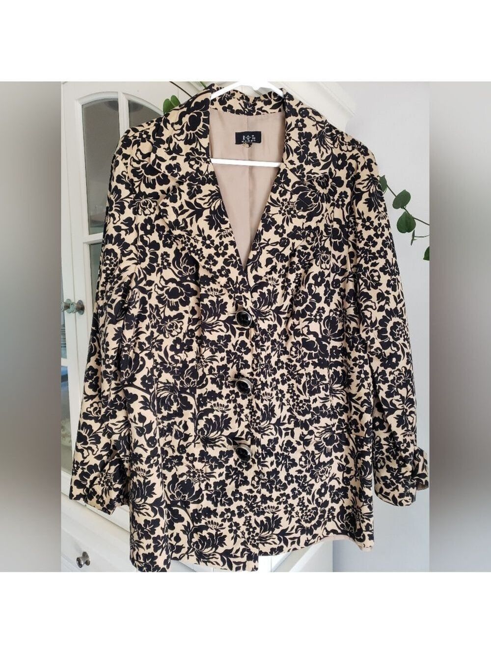 Floral Black and Cream Peacoat Blazer